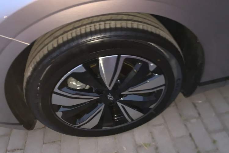 Used Qiyuan A07 2025 Range-Extended "Truly Delicious" 140 Elite Version
