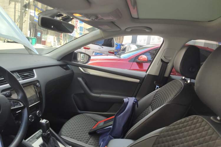 Used Skoda Octavia 2018 TSI280 DSG Luxury Edition
