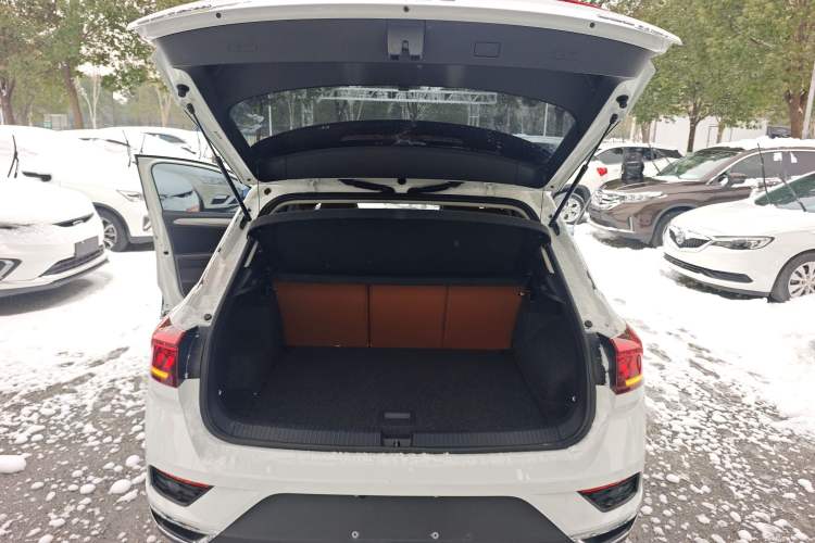 Used Volkswagen T-ROC 2022 280TSI DSG Two-Wheel Drive Elite PLUS
