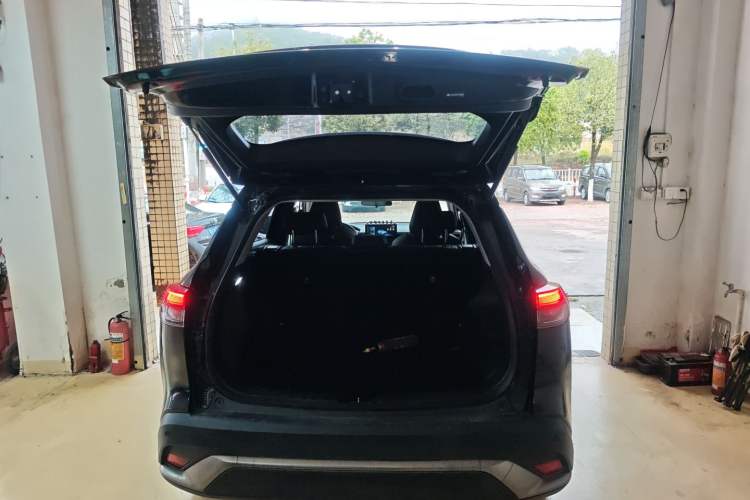 Used Toyota FRONTLANDER 2023 2.0L Smart Electric Hybrid Dual-Engine Luxury Edition