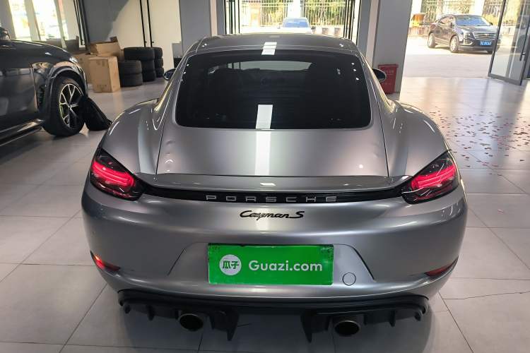 Used Porsche 718 2016 Cayman 2.0T
