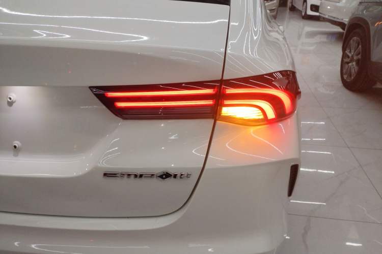 Used GAC Trumpchi EMPOW 2021 270T DCT J11 Version
