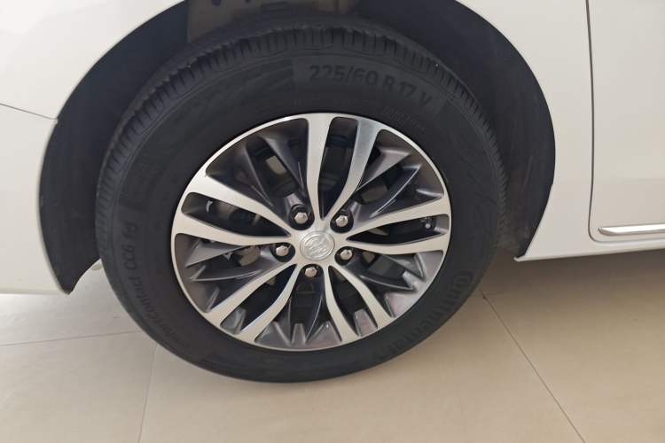 Used Buick GL8 2023 ES Lu Zun Deluxe Model
