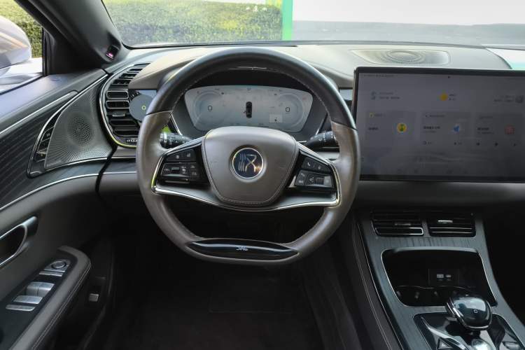 Used BYD Han 2022 EV Genesis Edition 715 km Front-Wheel-Drive Flagship Model
