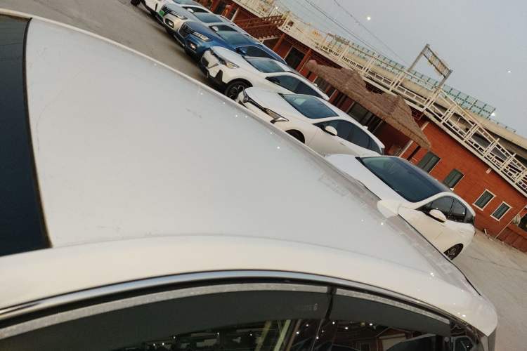 Used Buick Velite 6 2022 Plug-in Hybrid Connected Fashion Model
