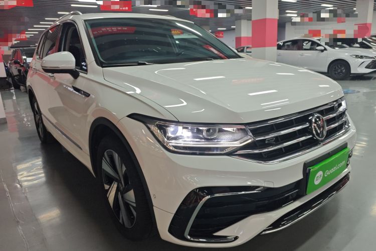 Used Volkswagen Tiguan L 2023 Facelifted 380TSI Automatic All-Wheel Drive R-Line Plus Version 7-Seater