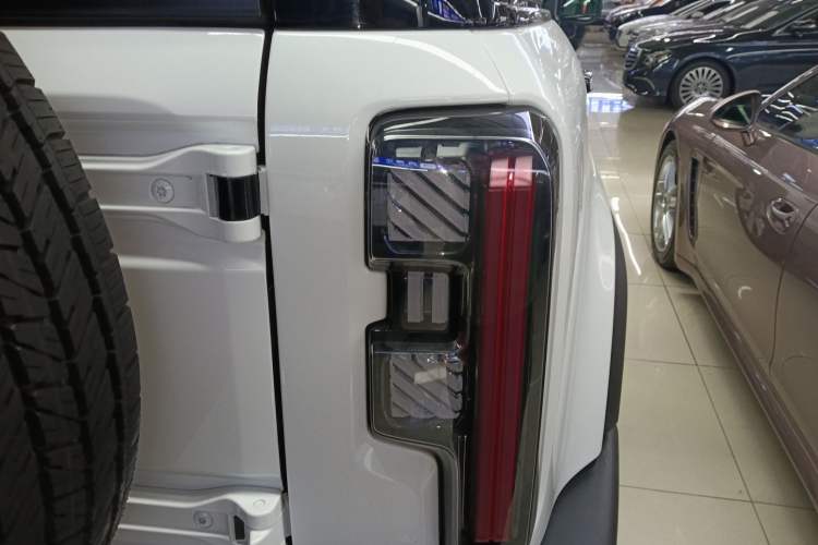 Used BAIC Off-Road BJ40 Electric Drive 2025 Advanced Edition
