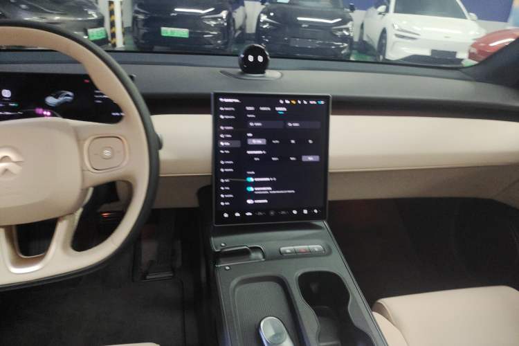 Used Nio ET5 2024 75 kWh
