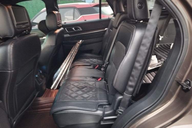 Used Ford Explorer 2016 2.3T Elite Edition
