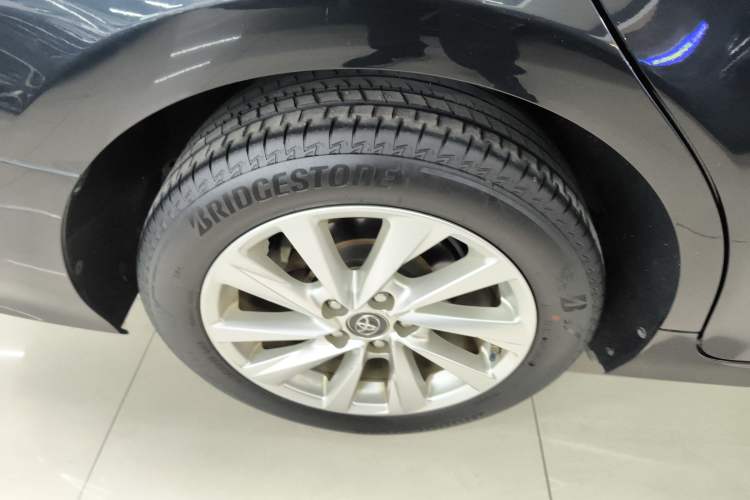 Used Toyota Camry 2021 2.0G Luxury Edition
