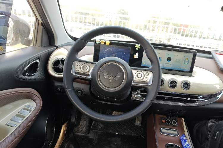 Used Wuling Bingo 2023 333 km Enjoyment Version
