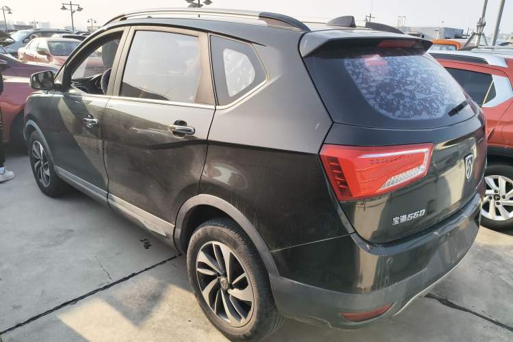 Used Baojun 560 2015 1.8L Manual Luxury Model