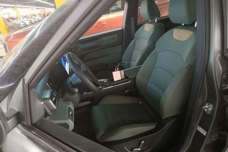 Used Geely Auto Cowboy 2025 1.5TD Trendy Play Edition