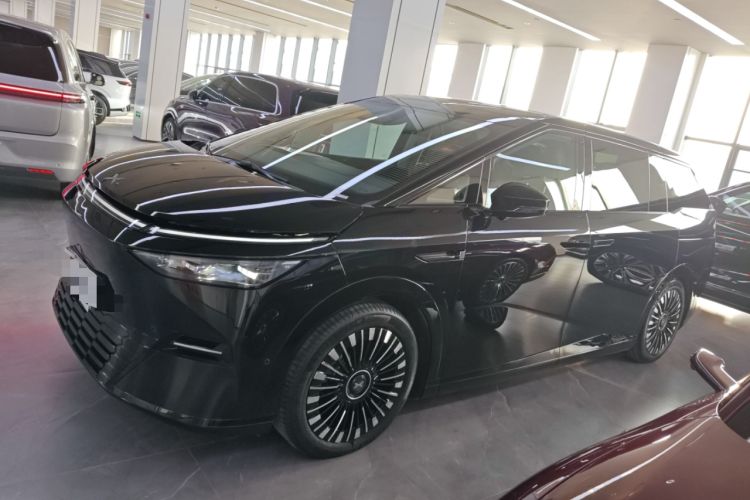 Used XPeng X9 2025 740 Ultra-Long Range Max