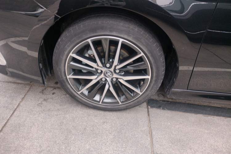 Used Toyota Camry 2021 2.5G Luxury Edition
