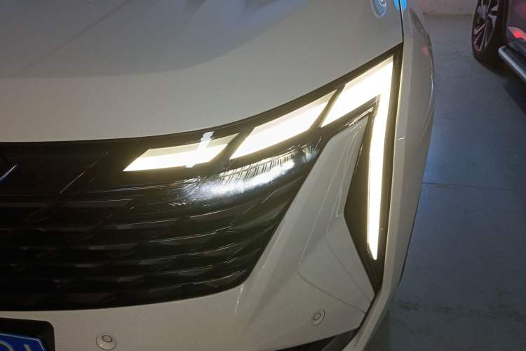 Used Geely Auto FX11 2023 2.0TD DCT Flagship Version
