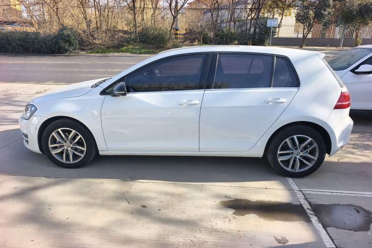 Used Volkswagen Golf 2017 230TSI Automatic Luxury Million-Vehicle Commemorative Edition