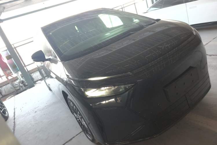 Used XPeng X9 2026 Model—Range-Extended Version 1602 Ultra