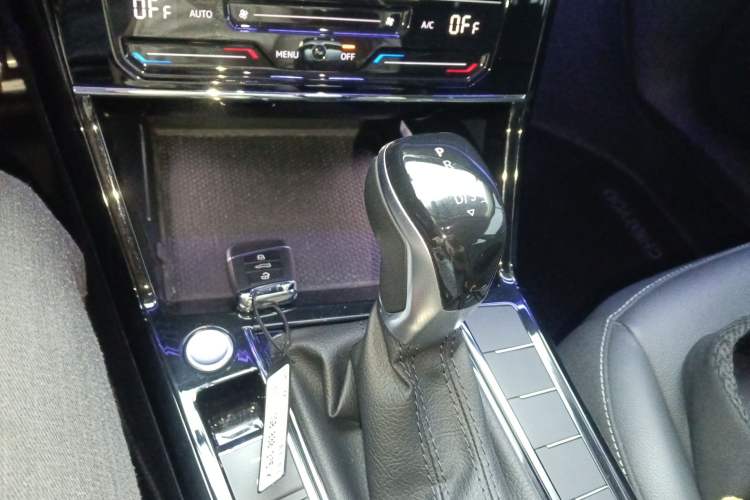 Used Volkswagen Passat 2022 330TSI Starry Elite Edition Custom Version
