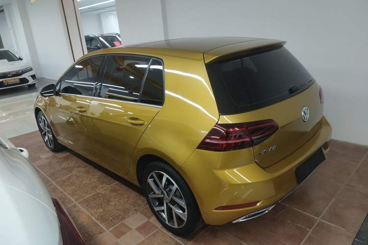 Used Volkswagen Golf 2018 230TSI Automatic Luxury Version