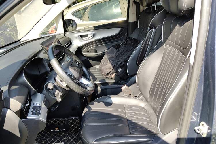 Used Roewe iMAX8 2021 400TGI Supreme Series Lu Zun Edition
