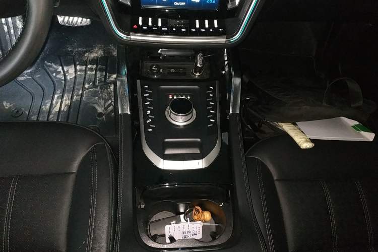 Used Zotye T700 2017 1.8T Dual-Clutch Prestige Model
