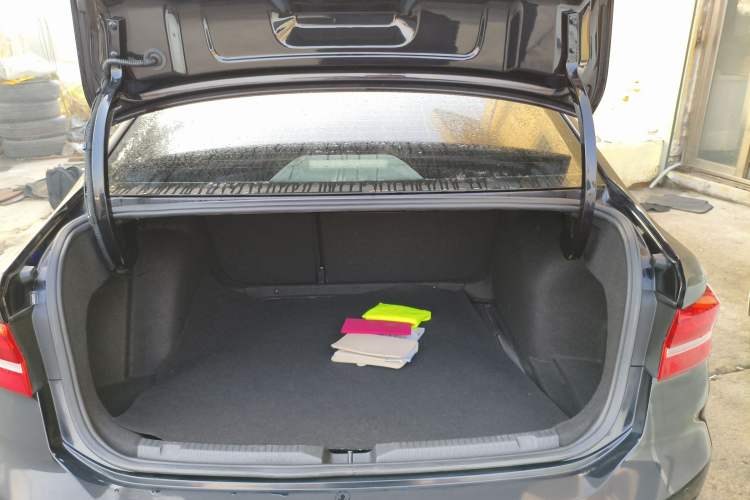 Used Volkswagen Lavida 2019 1.5L Automatic Comfort Edition China VI Standard
