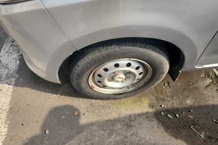 Used Wuling Rongguang V 2015 1.2L Practical Model