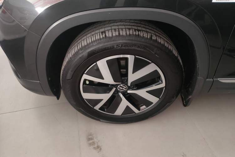 Used Volkswagen Tayron 2023 330TSI Two-Wheel-Drive Luxury Plus Advanced Version
