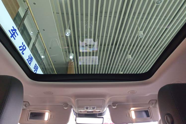 Used Land Rover Range Rover Evoque 2022 Aurora L 249 PS R-Dynamic Luxury Edition
