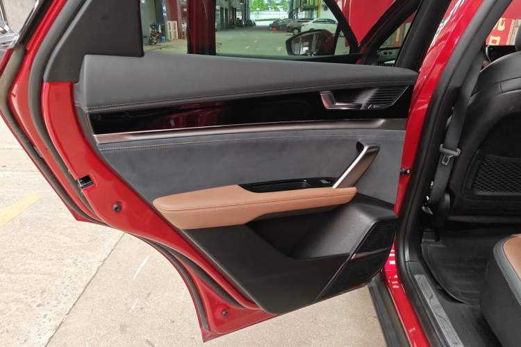 Used BYD Tang New Energy 2021 DM-i 112KM Prestige Model
