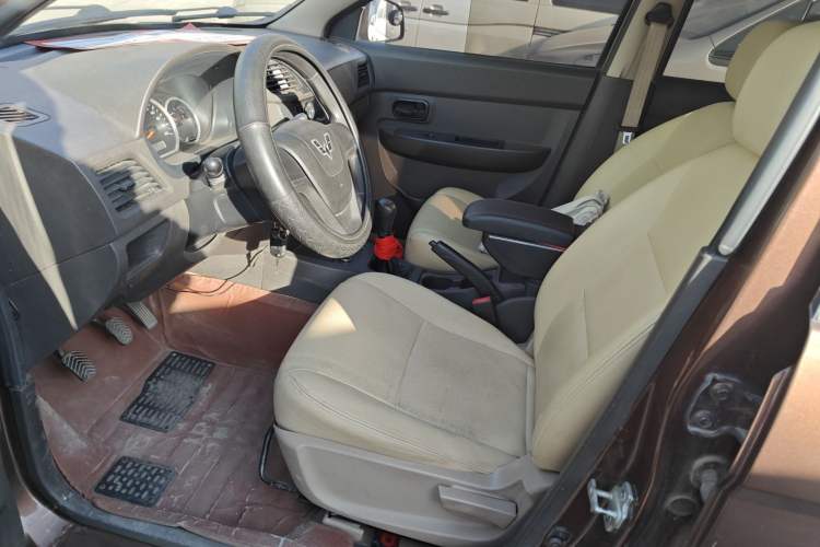 Used Wuling Hongguang 2015 1.5L S Basic Version China V Standard
