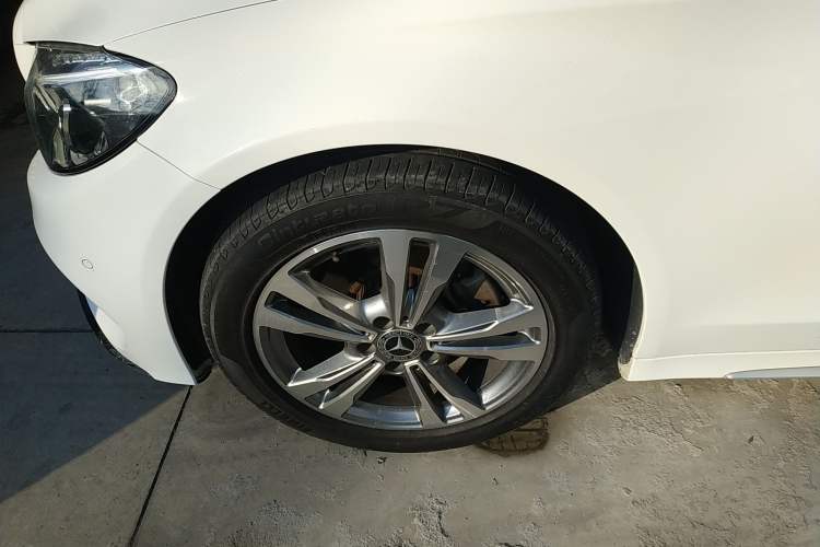 Used Mercedes-Benz C-Class 2017 Facelift C 200 L Sport Edition
