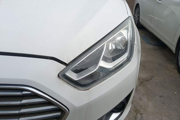 Used Ford Escort 2015 1.5L Automatic Fashion Model