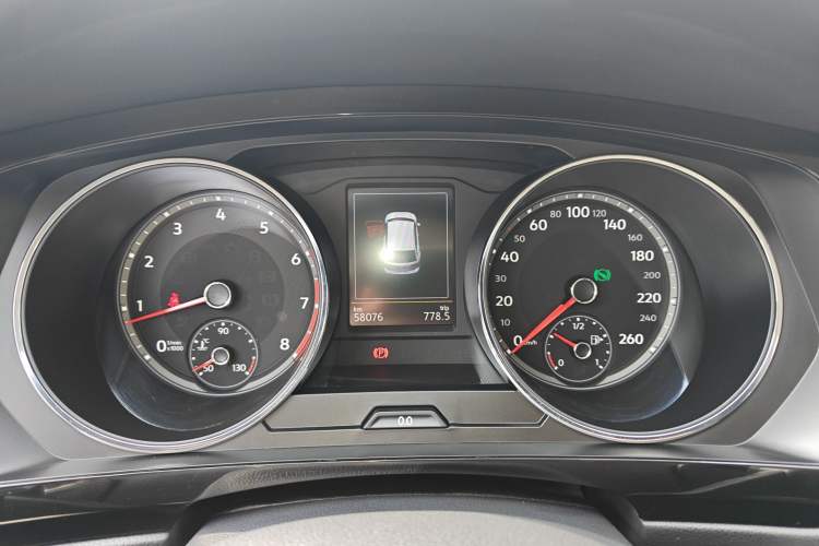 Used Volkswagen Tiguan L 2019 330TSI Automatic Two-Wheel Drive Smart Luxury Version China V Emission Standard