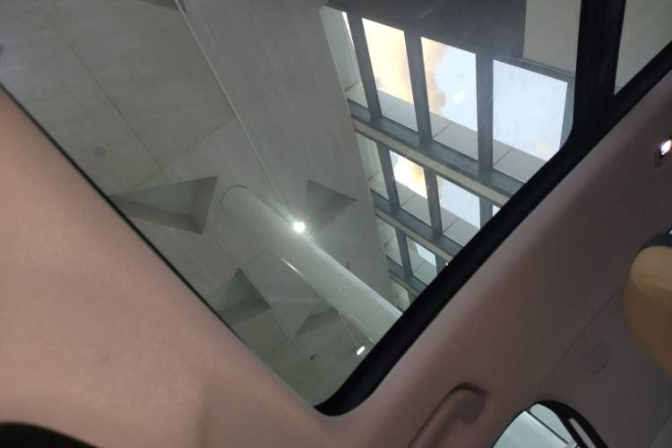 Used Geely Auto FX11 2023 1.5TD DCT Prestige Edition
