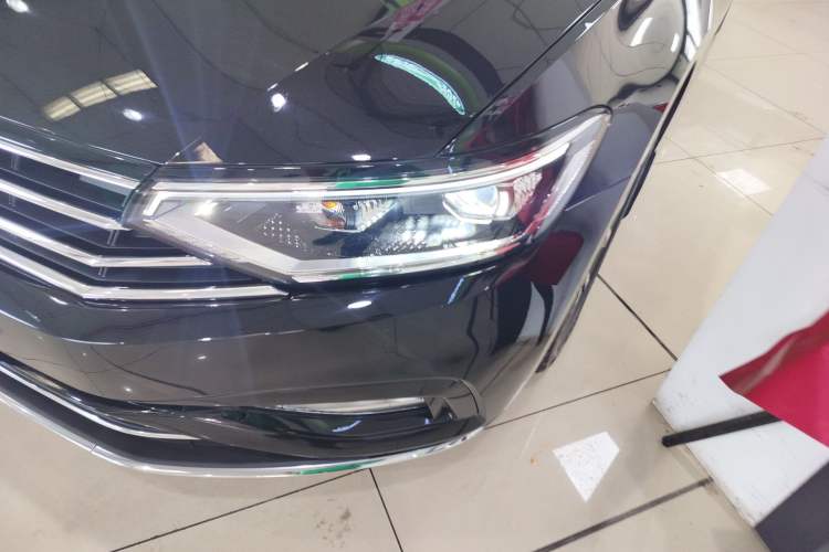 Used Volkswagen Magotan 2020 330TSI DSG Leading Model
