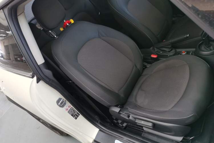 Used  MINI 2023 1.5T ONE
