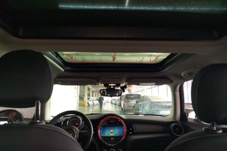 Used  MINI 2018 1.5T ONE PLUS
