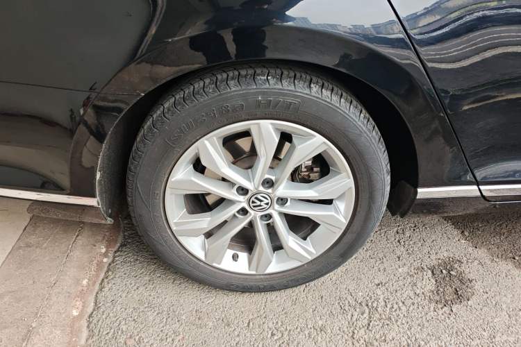 Used Volkswagen Magotan 2018 330TSI DSG Luxury Model