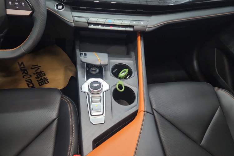 Used Changan UNI-V iDD 2023 ZhiDian iDD 1.5T 113km Smart & Fun Version