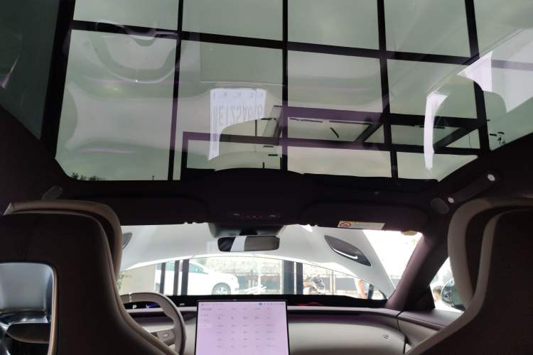 Used  YU7 2025 Ultra-Long Range All-Wheel Drive Pro Version
