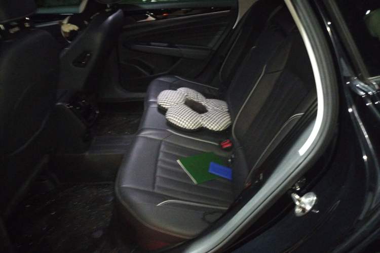 Used Volkswagen Passat 2023 330TSI Starry Elite Edition
