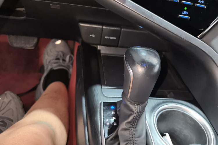 Used Toyota Camry 2021 2.0G Luxury Edition