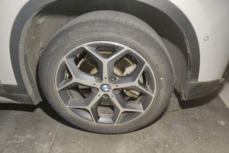 Used BMW X1 2016 xDrive20Li Luxury Model