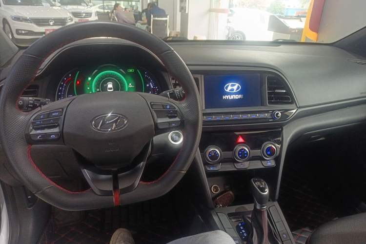 Used Hyundai Elantra 2020 1.4T Dual-Clutch Xuan Dong · Dynamic Version
