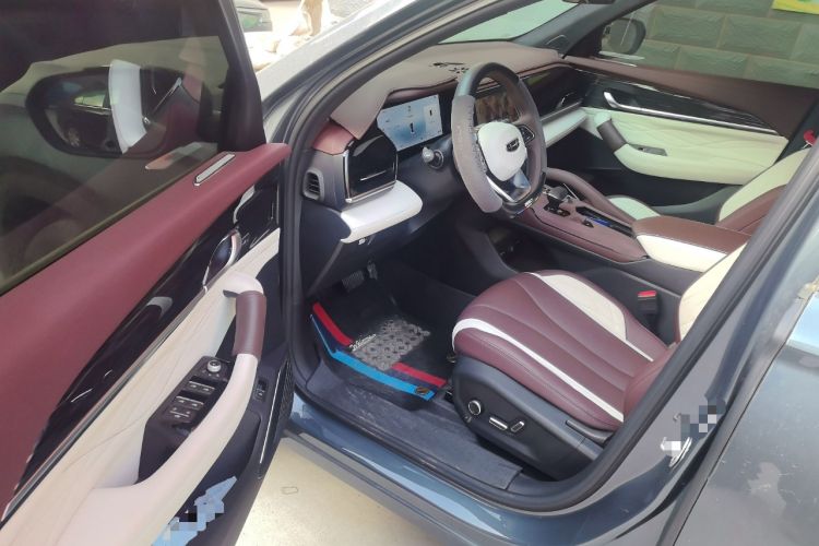 Used Geely Auto Monjaro L 2024 2.0TD High-Power Automatic Two-Wheel Drive Yunqi Version
