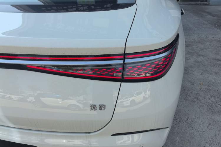 Used BYD Seal 2024 HONOR Edition DM-i 1.5L 121km Elite Model
