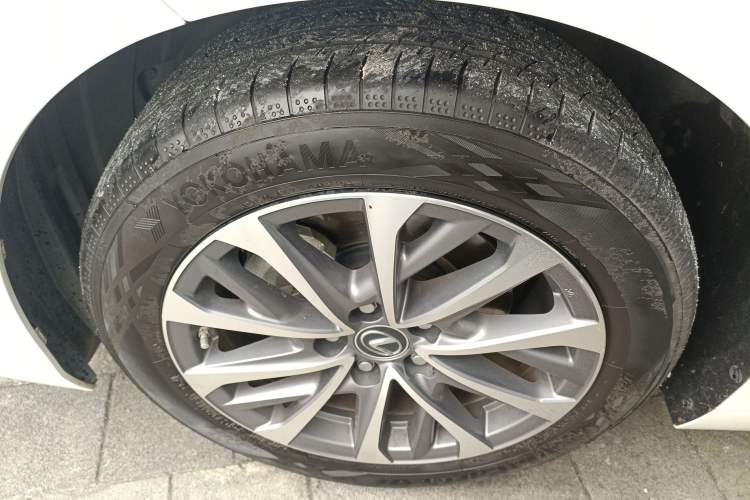 Used Lexus ES 2023 200 Luxury Edition
