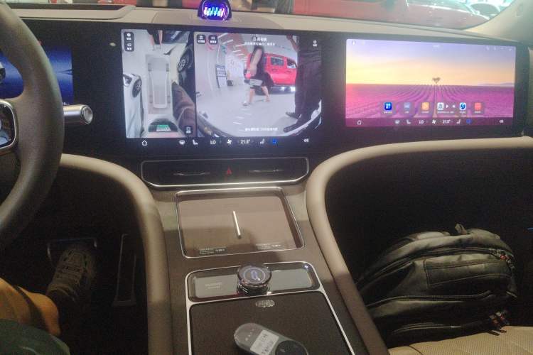 Used Hima AITO M9 2024 Range-Extended Ultra Version 52 kWh 5-Seater Model
